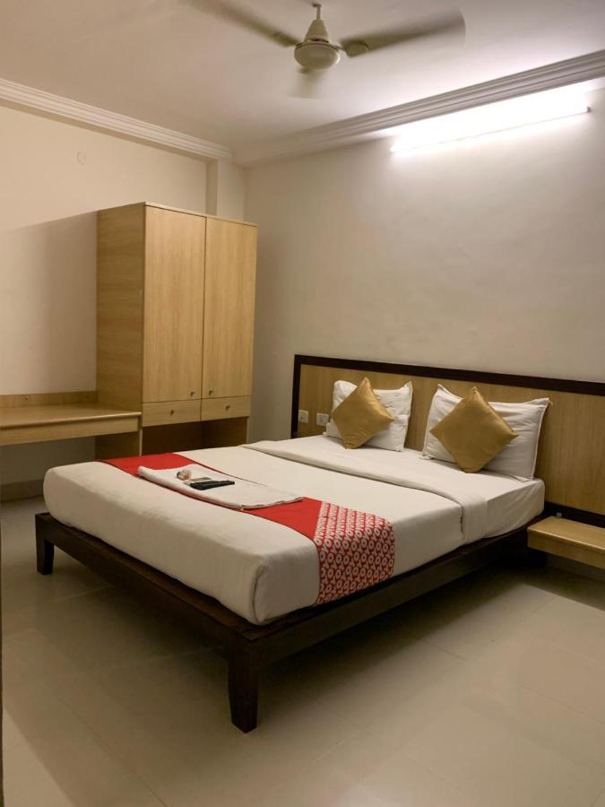 Hotel Half Moon Chennai Eksteriør billede