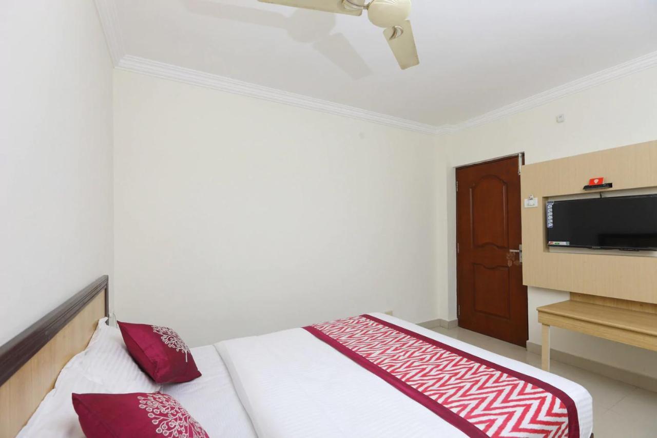 Hotel Half Moon Chennai Eksteriør billede