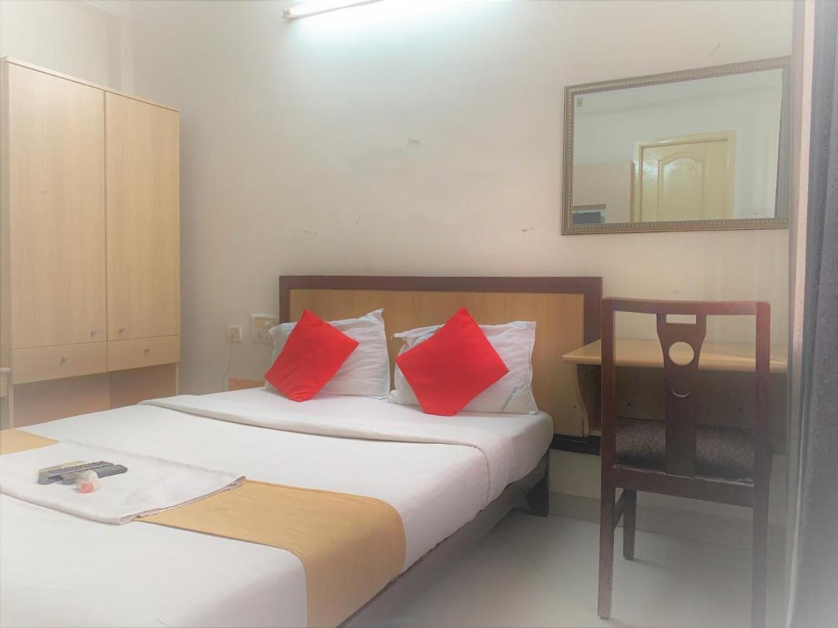 Hotel Half Moon Chennai Eksteriør billede